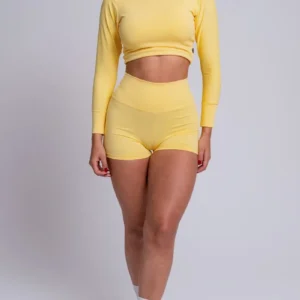 Cropped Raissa